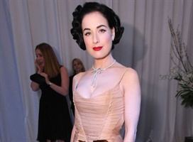 Dita Von Teese gibt Beauty-Tipps