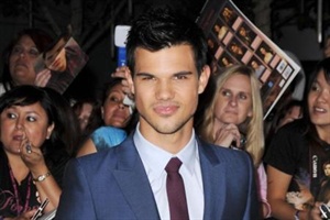 Taylor Lautner versteht 