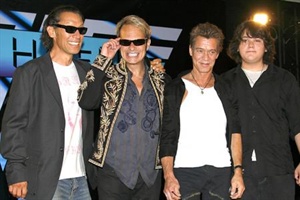 Van Halen: David Lee Roth hat Stimme 