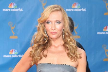 Toni Collette: Bei Alfred Hitchcock-Film an Bord