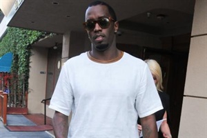 P. Diddy mit Gefolge in Cannes