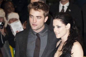 Kristen Stewart und Robert Pattinson sagen 