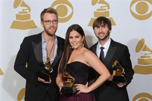 Lady Antebellum Sängerin Hillary Scott ist schwanger