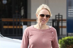 Naomi Watts strebt normales Leben an