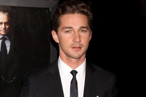 Shia LaBeouf besucht 