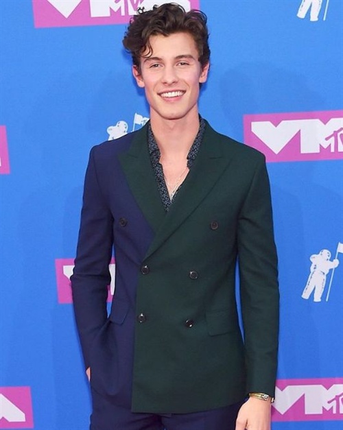 Shawn Mendes in Paul Smith