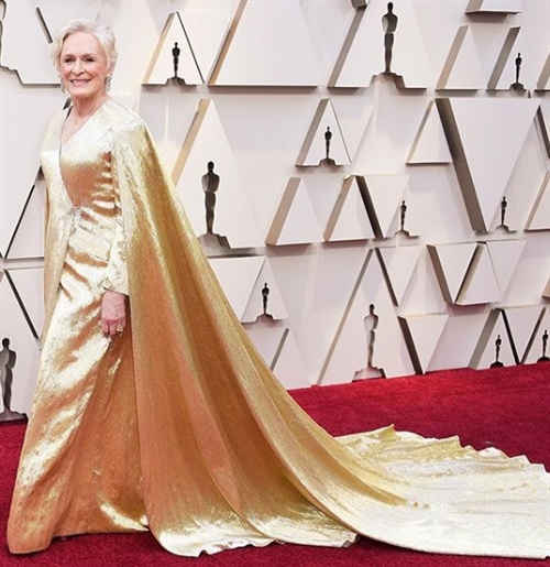 Glenn Close in Carolina Herrera