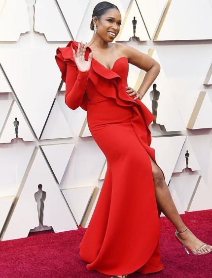 Jennifer Hudson in Elie Saab