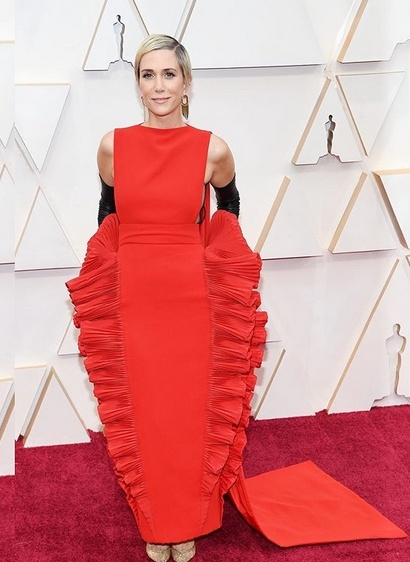 Kristen Wiig in Valentino